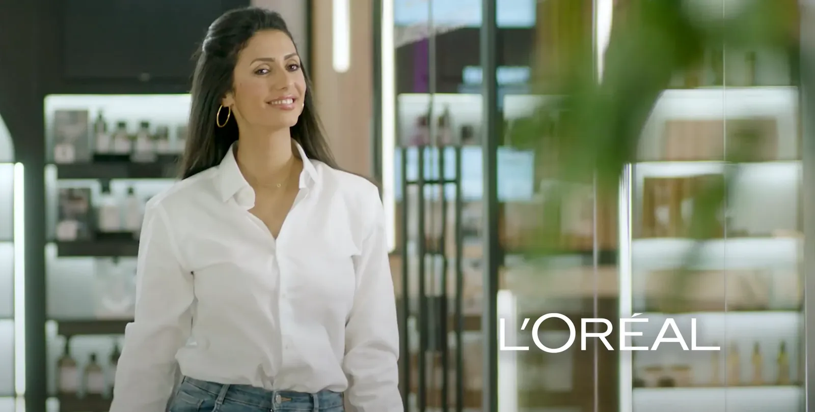 L'Oréal con Noor Ben Yessef