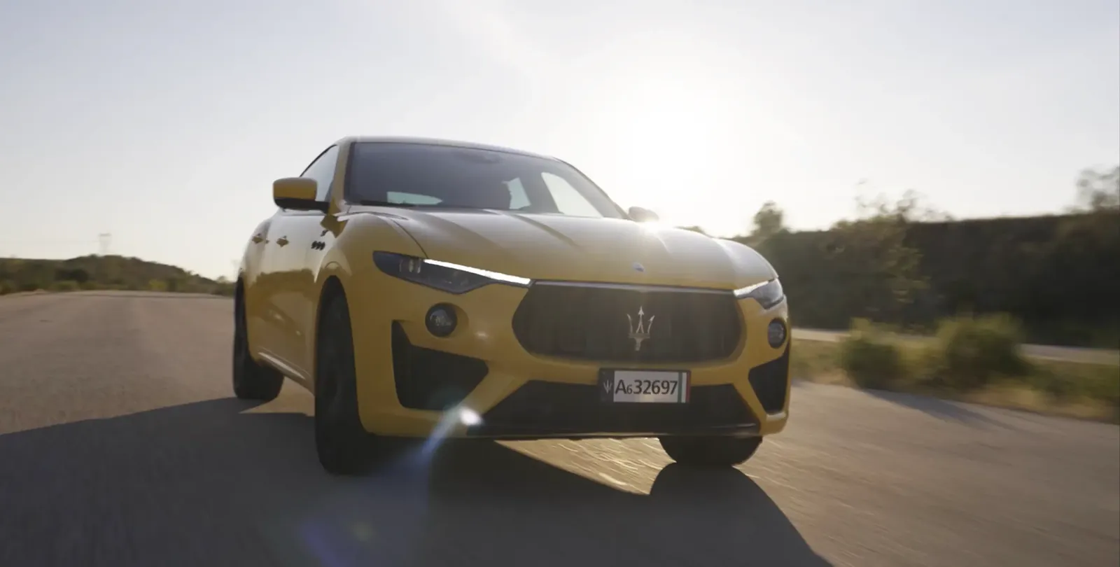 Maserati con Jaime Lorente, Levante GT Hybrid